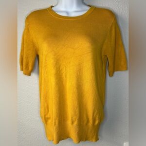 Zara Women’s Mustard Crew Neck Short Sleeve Sweater Size Medium